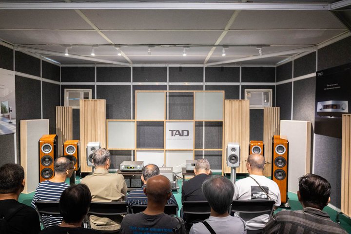 y`VEzG\ebNATADAtF[Y[VAI[fBIEm[gȂǓ{[J[̏oW|[g