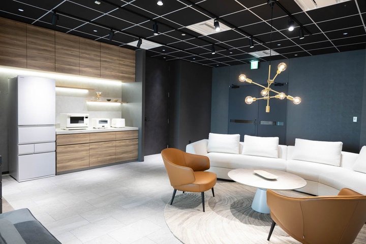 aJɁu݂炢̃rOԁvIŃCtX^CAgn̏hƂȂJ_VKI[v