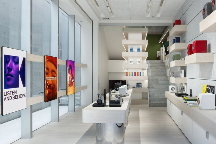 RuKEF Music Gallery TOKYOvŃIWiObY炦鎎̌tFAJÁB11/30܂