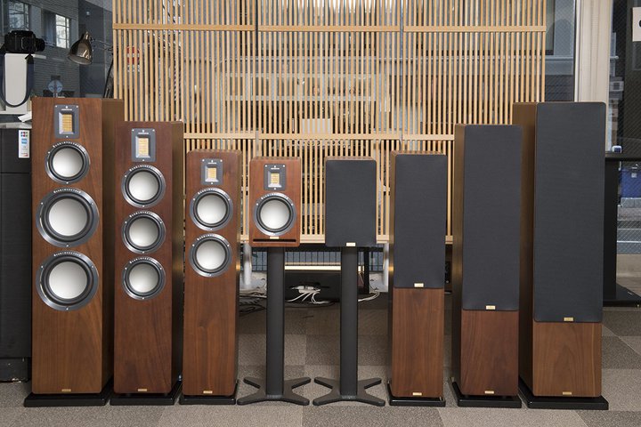 yTIASOmzf}[ÑXs[J[uhAI[fBIxN^[s[N̐iɒ