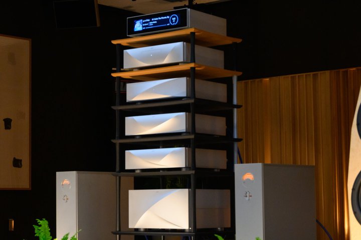 TIASG\ebNuGrandioso N1vNvVuJubileevA5000~dCSuVaresevVXeȂǑ^ACe