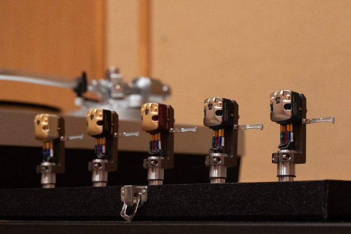 I[fBIeNjJA11NԂtf`FWMCJ[gbWuAT33xV[Yv5f