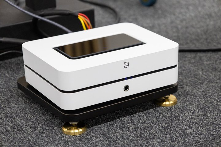 BLUESOUNDA3chAvڃlbg[Nv[[uPOWERNODEvBerƂAg\