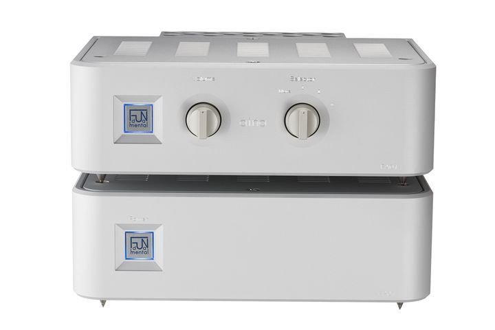 �t�@���_�����^���uaina�v������A�I�[�f�B�I���j�I�������̐���1/24�J��