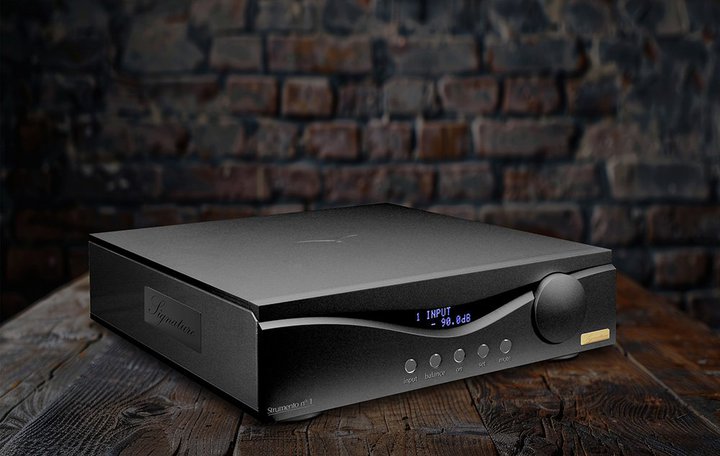 AUDIA�A�V�t���O�V�b�v�A���v�uStrumento Signature�V���[�Y�v�B�v���^�X�e���I�p���[�^���m�p���[��3�@��