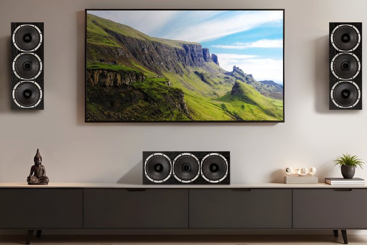 Fyne Audio�A�s���A�I�[�f�B�I�p�ɂ��V�A�^�[�p�Z���^�[�X�s�[�J�[�ɂ��g����uF500S LCR�v
