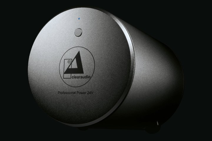 Clearaudio�A�^�[���e�[�u���������艻�d�����j�b�g�uProfessional Power 24V�v