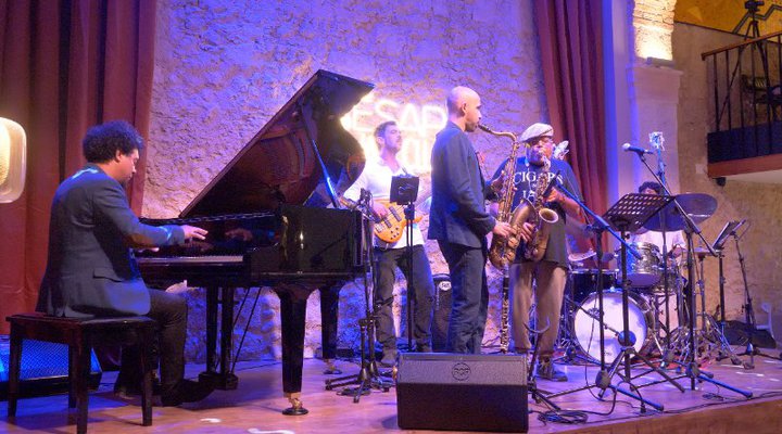 �����T��ē̐V��f��w�n�o�i�̊�Ձx�A����x���N���t�@���J�n�B�Љ��`���ł̃W���Y�N���u�a����ǂ�