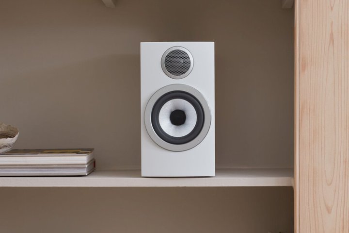 Bowers & Wilkins�A�~�c�E��}�����Y���ŃA�i���O�Đ����e�[�}�̃|�b�v�A�b�v�J�ÁB4/22-28�܂�