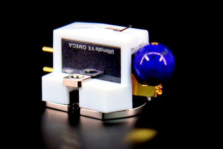 ZYX�Ő�[�Z�p�̌����A�X�e���IMC�J�[�g���b�W�uUltimate VX OMEGA�v������B�H�t���e���I����5/30�J��