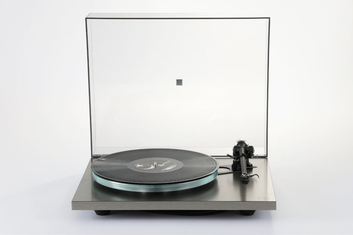 Rega�A�A�i���O�v���[���[�uPlanar 6 RS�v�B�ŐV�Z�p�Łg�|�e���V�������ő���Ɉ����o���h