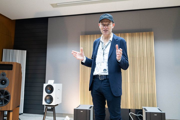 ��OTOTEN��Cambridge Audio��CEO�����B�u�����h�̎v�z�ƍŐV�l�b�g���[�N�v���[���[���I
