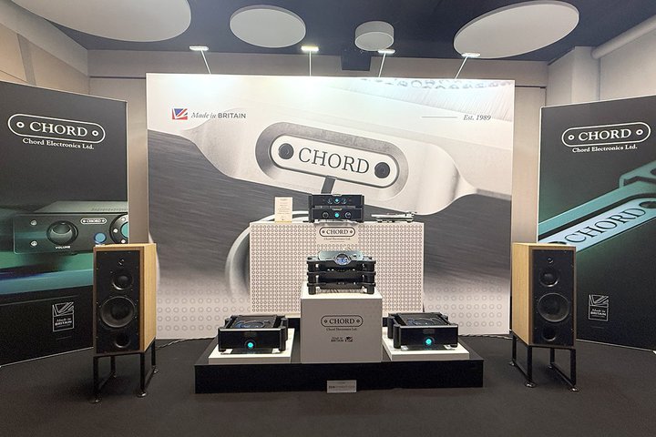 ��HIGH END���p��CHORD�A�X�e���I�p���[�A���v�uULTIMA 7�v���\���uQUARTET�v�͍��ďo�׊J�n