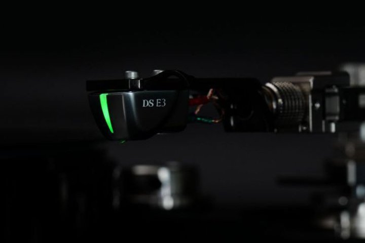 �I�[�f�B�I���j�I�����X�ADS AUDIO���J�[�g���b�W�������7/4�A5�ɊJ��