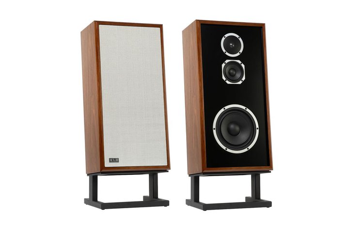 KLH Audio�A�Ǎۂɂ��u����X������3�E�F�C�X�s�[�J�[�uModel Four�v�B�����@�uModel Three�v�͒l����