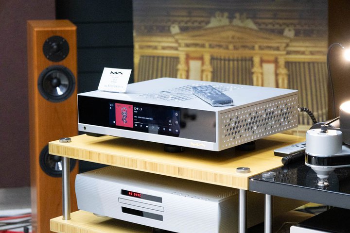��TIAS��INNUOS�uNAZARE�v���t���V�X�e���ōĐ��^�l�b�g���[�N�u�����hMATRIX AUDIO���{���㗤