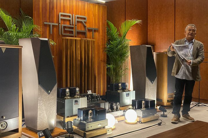 ��TIAS���������b�N�ōU�߂�G�A�[�^�C�g�^ELAC��100���N���f���A���^�X�s�[�J�[�uELEGANT 100�v�ɒ���