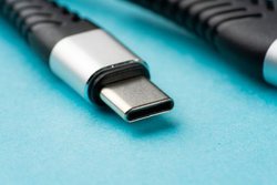 m[gPCƃfBXvCuUSB-CvŌqȀTNbƉ