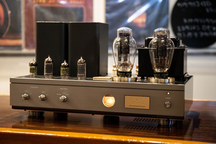 �u300B�v�̐^��ǂŃ��b�N�̍��ɂǂ��܂Ŕ����!? �G�A�[�^�C�g�̃A���v�Ń��b�N���Ղ𒮂��܂���I