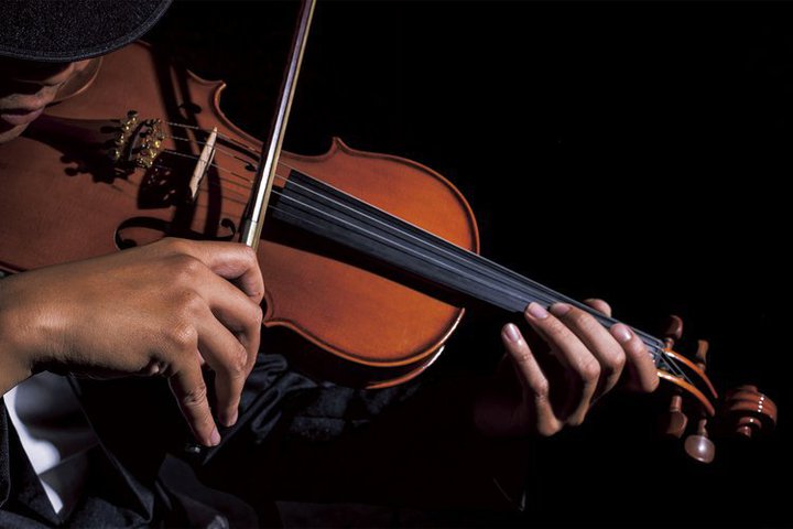 �y���S���C�����X���W�z�V�܃��[�J�[�̃T�E���h�N�w������B�i�`�����������ŃI�X�X���̃C���z���́H