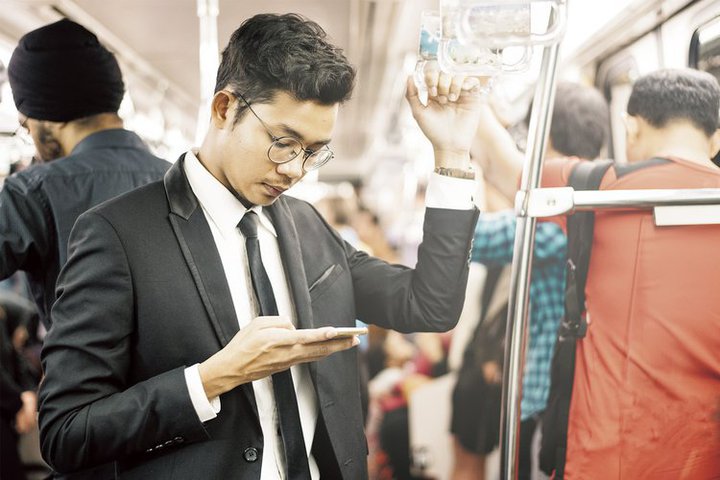 �m�C�L�������ڃC���z���̃I�X�X���́H �X�}�[�g�@�\�t�������\���f���������I�y���S���C�����X���W�z