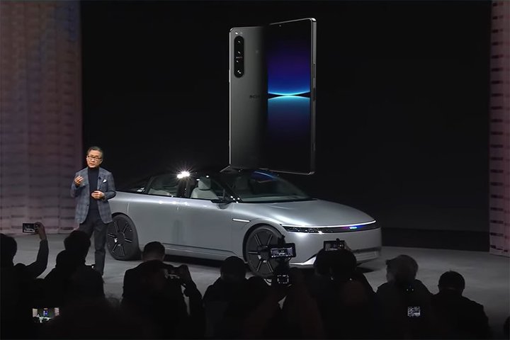 \j[Ez_́uAFEELAvɌAX}z֘AƂEVɗ͂𒍂R