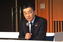 KDDIƃ\tgoN񋟂\A傫o펞̗\T[rX