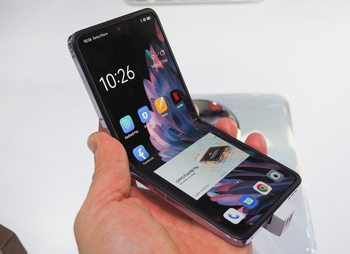 V[J[甭\܂肽݃X}zA{ɂȂȂ̂