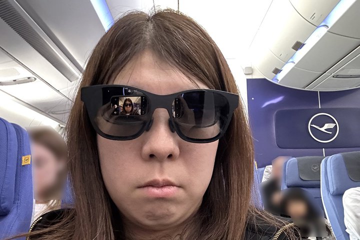 ��s�@���Ŋ����̍��𑜓x�I ���K�l�^�f�B�X�v���C�uXREAL Air�v�Łg�ڂ����E���E������h�ɖv��