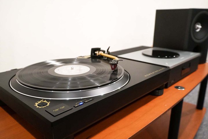 uFF14vAiOv[[̓K`BN^fUCւ̂𕷂