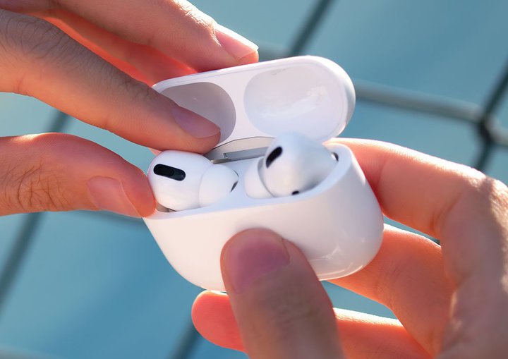 ȂAirPodsAt@[EFA͍ŐVH ƒׂăAbvf[g@