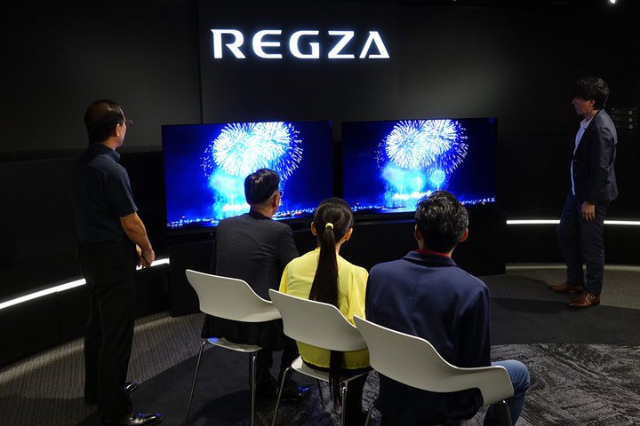 L@ELer vs Mini LEDteruǂIԁHv_AɌ!?  4KOUuΌv҂J