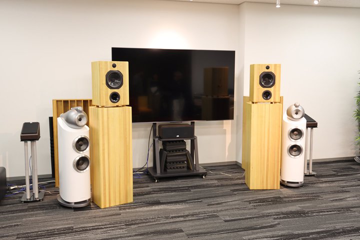 F{̐̓ʂȋɍBplGWjAグuHigo BeatṽXs[J[ɐGꂽ