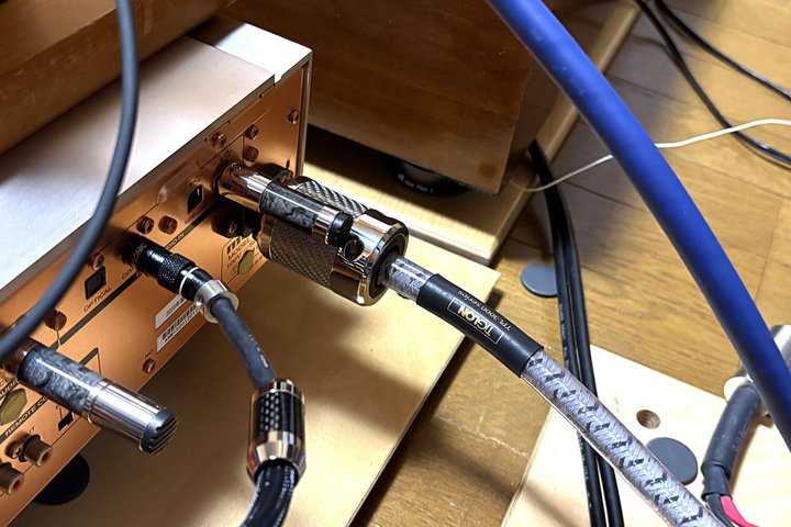 �y���N�̑f�G�Ȃ��������z�̂��d���P�[�u���A�O��̃e�B�O�����gWhite Tiger�h�����B���c�m������