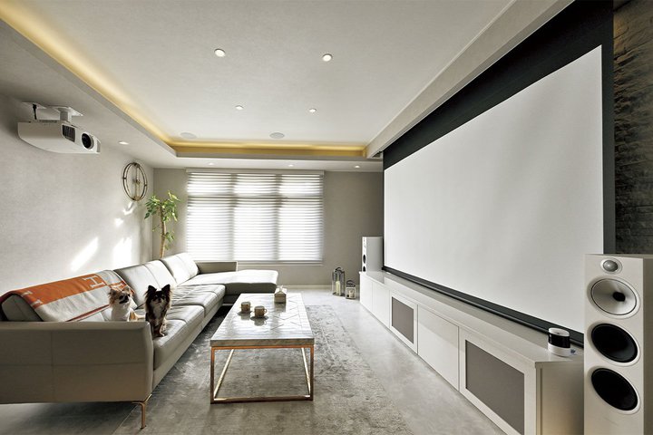 �C���e���A���@����I�[���z���C�g�I 120�^&5.1.2ch���y���߂鏃�����r���O�V�A�^�[