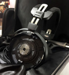 �I�[�f�B�I�e�N�j�J�A�J���^�w�b�h�z���ŏ�ʁuATH-ADX5000�v�ȂǍ��`�Ŕ�I