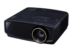 JVC�A���̃z�[���V�A�^�[����DLP�v���W�F�N�^�[�B4K/HDR�Ή��uLX-UH1�v���ĂŔ��\