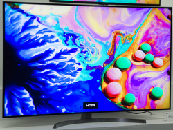 LG�A�V�o�b�N���C�g����g�t���A���C�f�B�~���O�h�ŉ掿���コ����4K�t���e���r���͋@�uSK8500P�v