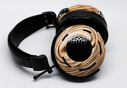 ZMF headphones�A���~�e�b�h���f���̃n�E�W���O���Đ��ւƕύX