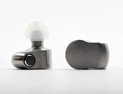 Ar:tio�A2�̓Ǝ������\���𓋍ڂ����`�^�����J�i���^�C���z���uRK01�v