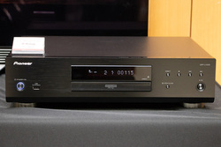 ��OTOTEN���p�C�I�j�A�AUHD BD�v���[���[�uUDP-LX500�v����I�B�I���L���[�ŐVAV�A���v�̃f����