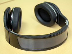 DTOOM�A�\�[���[�[�d���Ȃ��特�y�𒮂���Bluetooth�w�b�h�z��