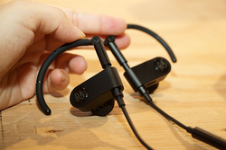 B&O PLAY�A���C�����X����������ԃC���z���uEarset�v�̌��C�x���g�B�V�F�u���b�N��