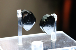 ���|�^�t�F�X��Audiofly���̊��S���C�����X�C���z���uAFT1�v�^Skullcandy�͐V�R���Z�v�g�����C�����X���f������ēW��