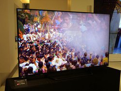 �V���[�v�A8K�\�����[�V������ϋɃA�s�[���B��������̊G��\���V�X�e����