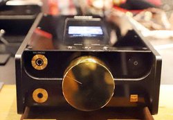 �d��2.5kg�A�\�j�[�uDMP-Z1�v�́g�^�ׂ�h ���W��DAP�B�J���҂ɕ������Ë��Ȃ����Â���