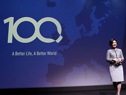 ��IFA���p�i�\�j�b�N�u����100�N�v�ցB���쎁�炪�r�W���������