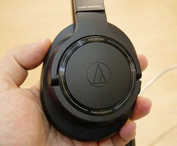 ��IFA���I�[�f�B�I�e�N�j�J�A70���ԘA���쓮�̃��C�����X�w�b�h�z���uSR30BT�v�Ȃǒ��ڃ��f������