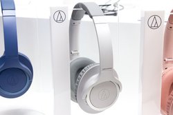 �I�[�f�B�I�e�N�j�J�A�ő�70���Ԃ̃��C�����X�Đ����\��Bluetooth�w�b�h�z���uATH-SR30BT�v