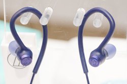 �I�[�f�B�I�e�N�j�J�A�gU���P�[�u���h�̗p�̖h���X�|�[�c�C���z���uATH-SPORT10�v